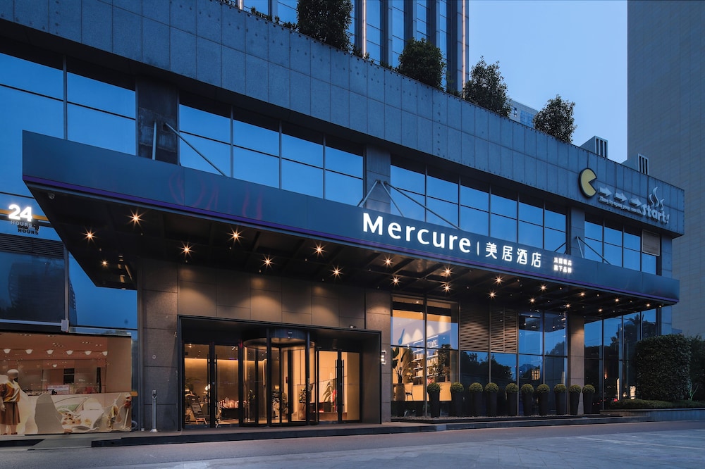 Mercure Nanjing Olympic EXPO 3/58