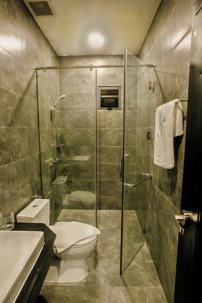 Anvi Saigon Boutique Hotel 45/50