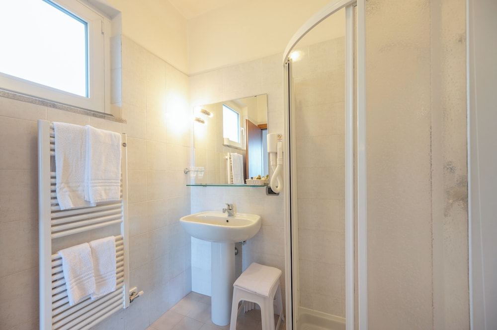 Hotel Laguna San Zeno 44/50