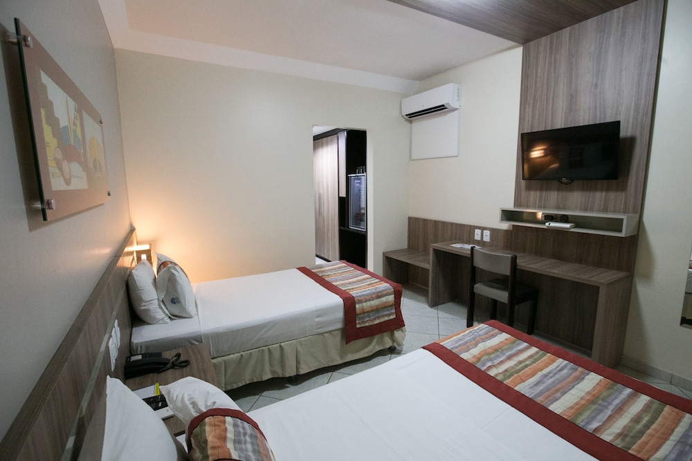 PAIAGUAS PALACE HOTEL 15/67