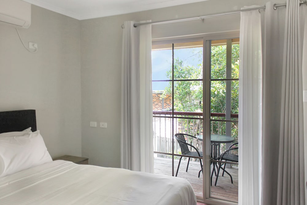 Jamberoo Pub And Saleyard Motel 6/18