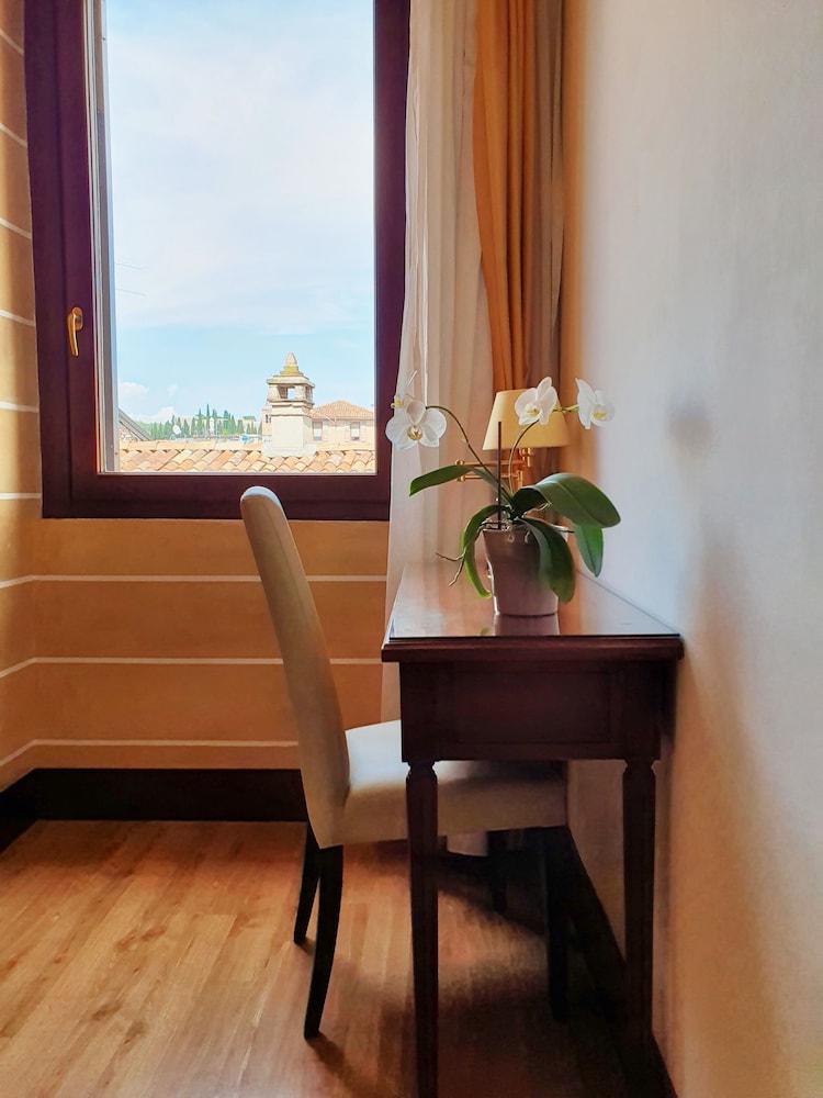 Hotel Aurora 27/50