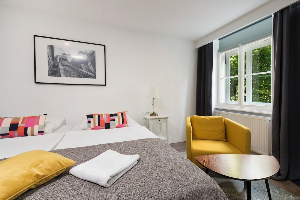 Tia Apartments And Rooms 27/55