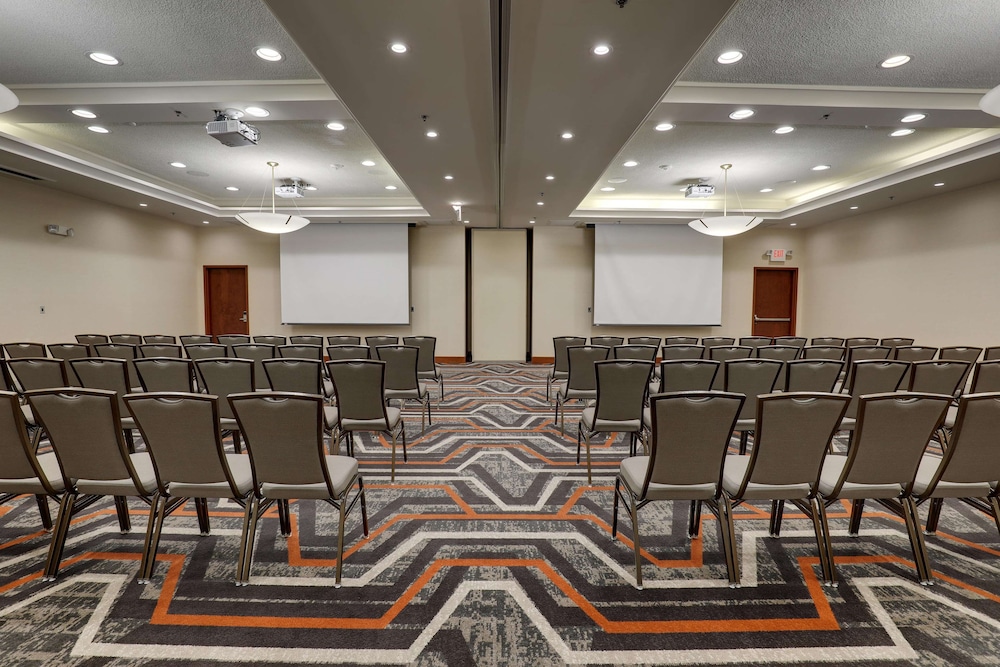 Drury Plaza Hotel Nashville Franklin 37/50