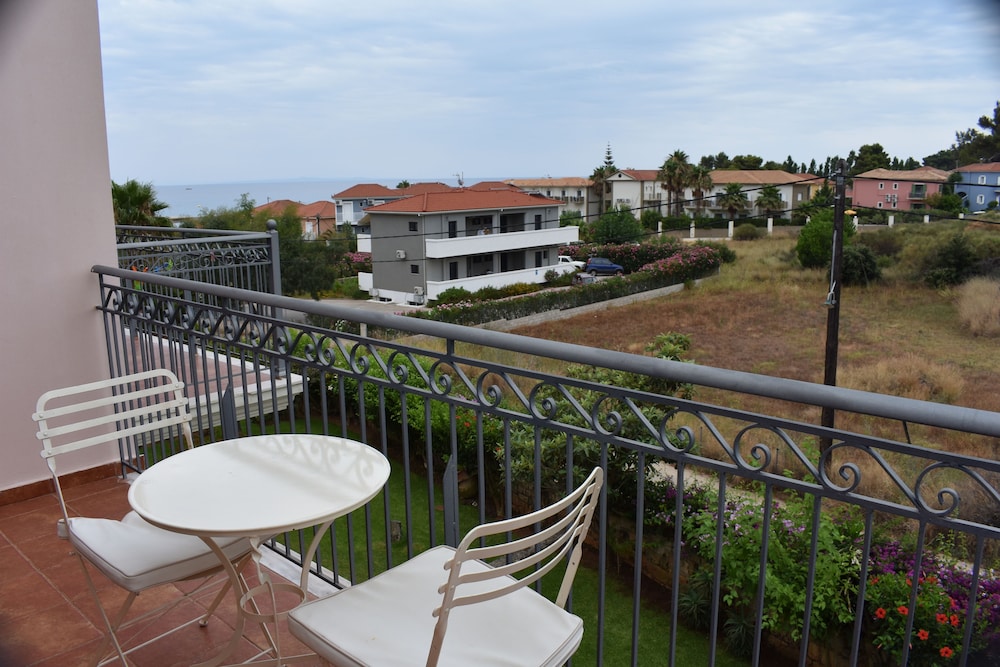 Melidron Hotel 19/23