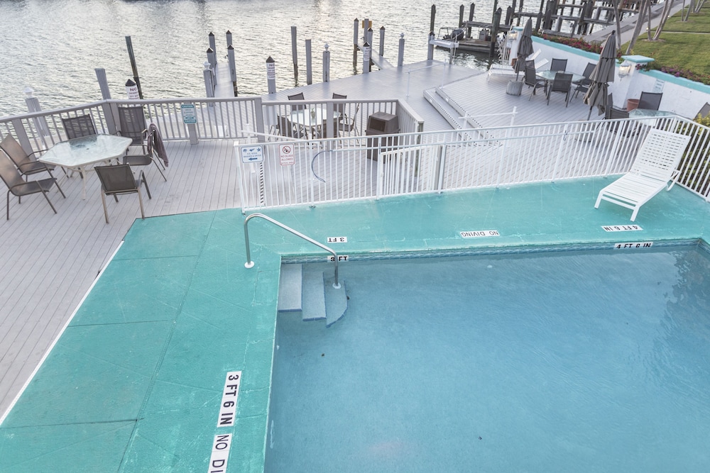 The Boat House Marco Island 30/59