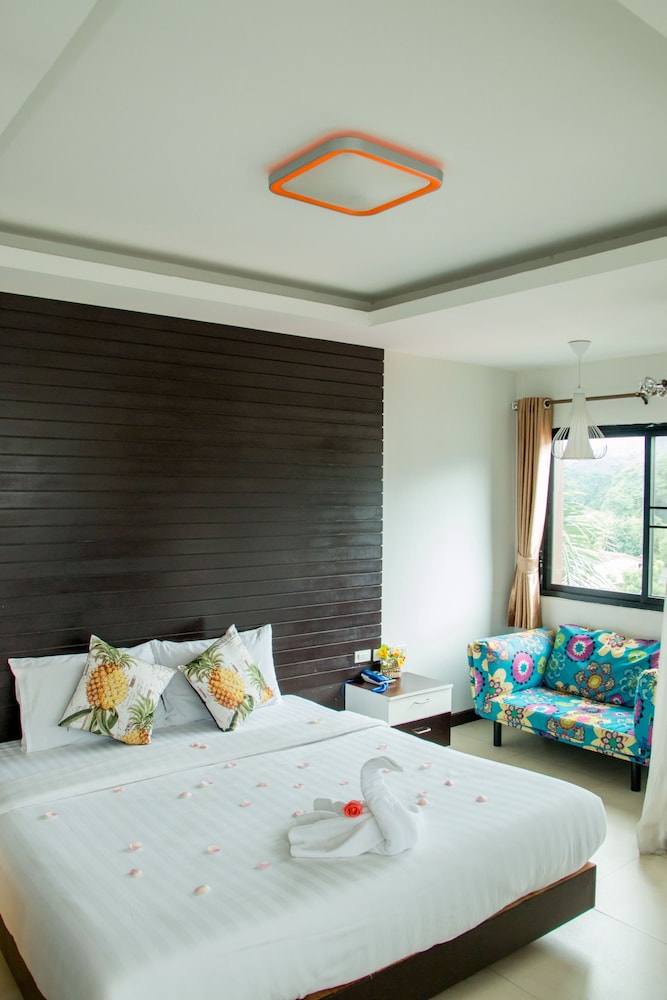 Huay Kaew Palace 2 31/64