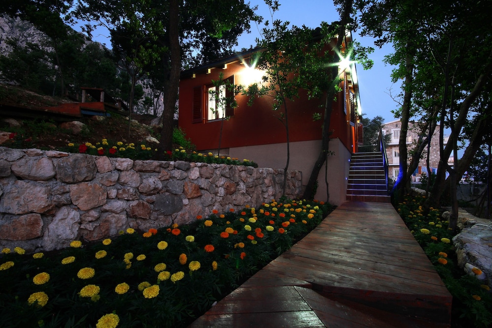Guesthouse Harmonia 46/49