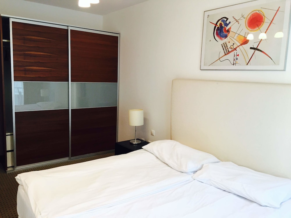 Bliss Hotel And Wellness 13/68