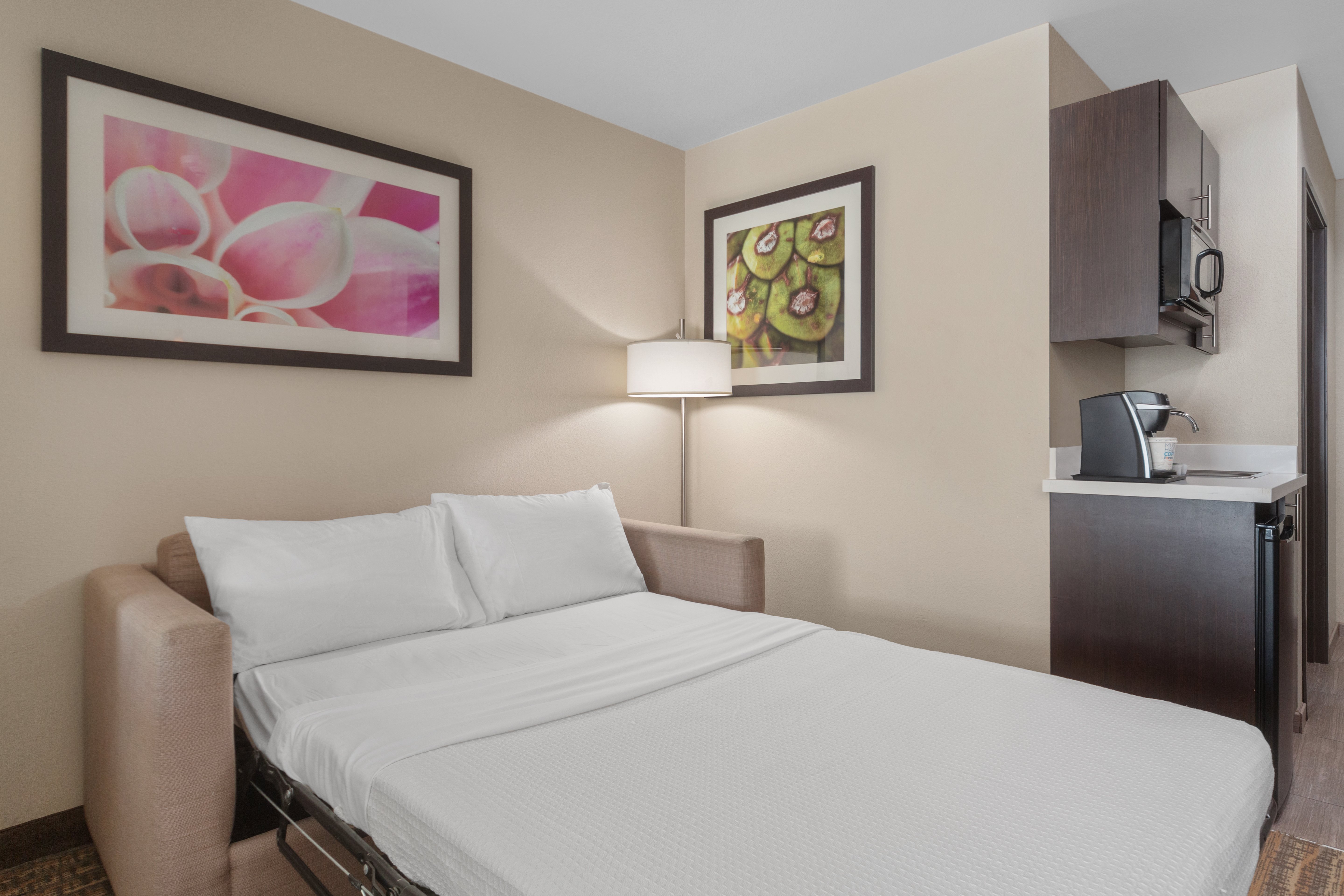 Suite, 2 Queen Beds, Holiday Inn Express & Suites Houston Nw - Tomball Area 3/3