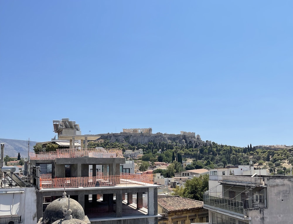 MONO Lofts Athens 3/50