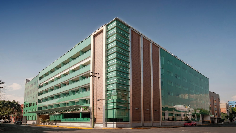 Holiday Inn Mexico Zona Centro by IHG 3/50