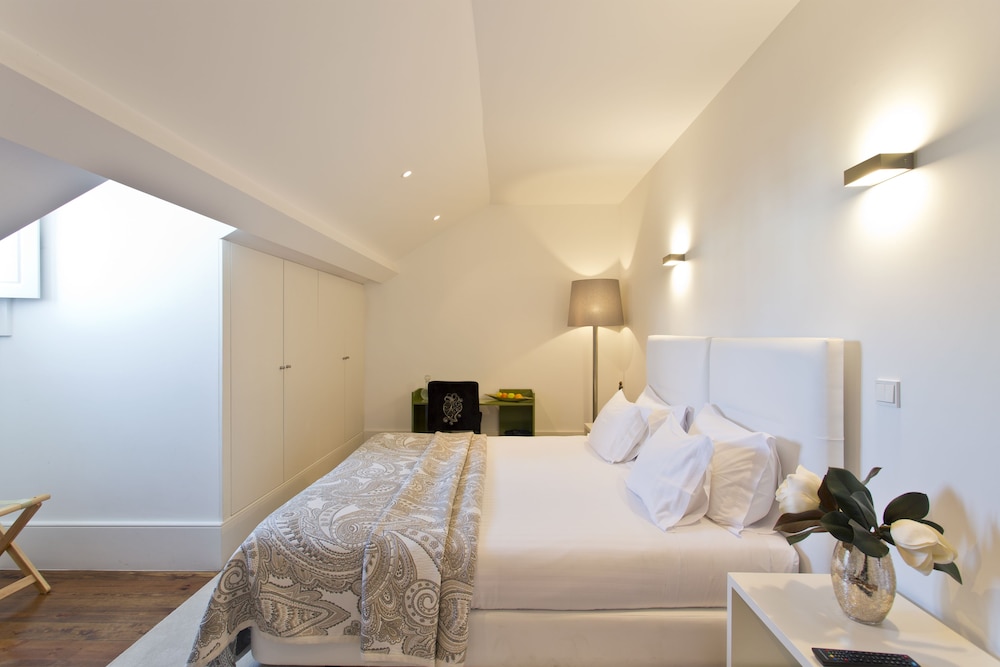 CHARMING HOUSE MARQUES 2 - CEDOFEITA 28/73