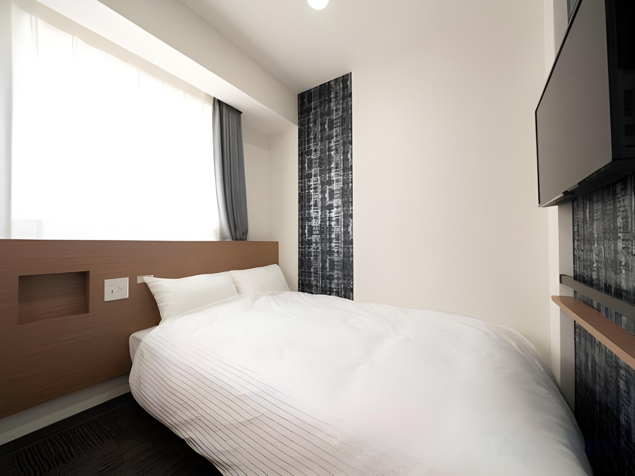 Semi Room, Semi Double Bed, Small, Smoking