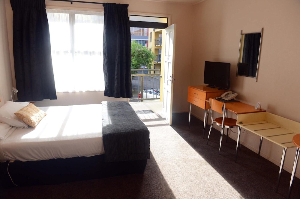 Victoria Court Motor Lodge 22/60