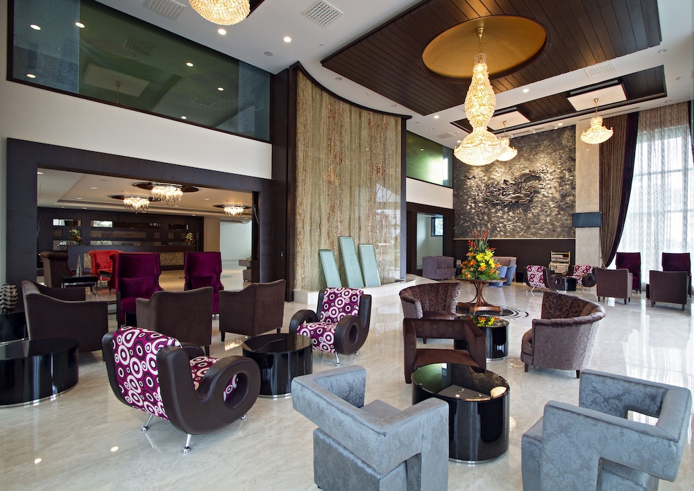 Clarks Exotica Convention Resort Spa 53/70