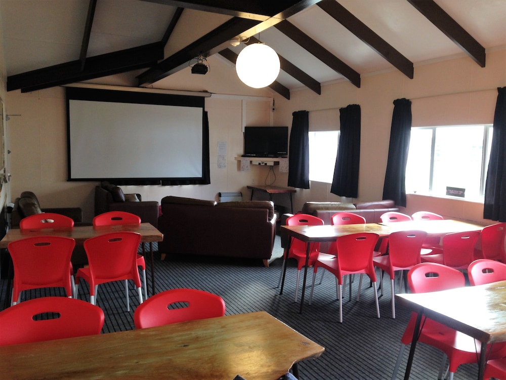 Whanganui River Top 10 Holiday Park 30/50