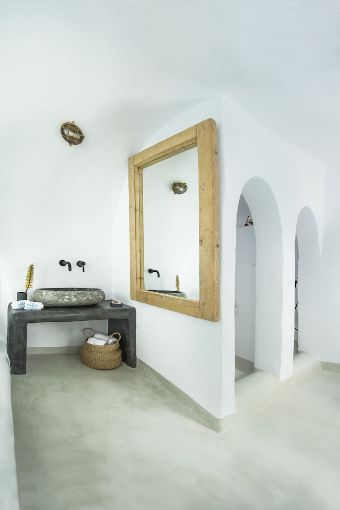 Sophia Oia Villa 5/35