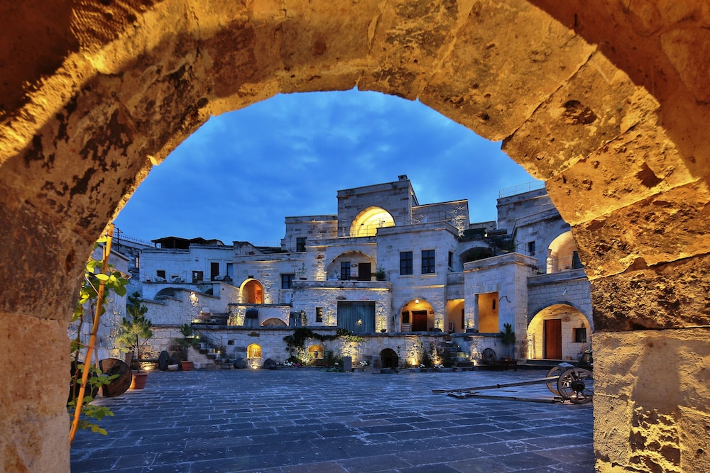 Doors Of Cappadocia 41/50