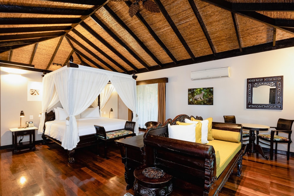 Rio Celeste Hideaway Hotel 46/63