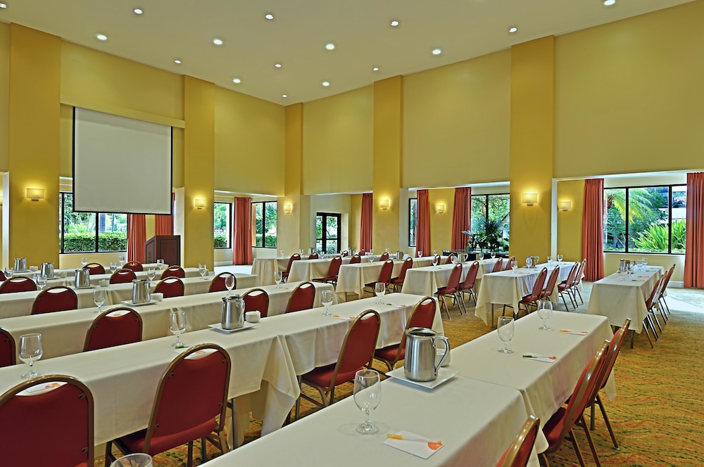 Courtyard by Marriott Bradenton Sarasota/Riverfront 44/49
