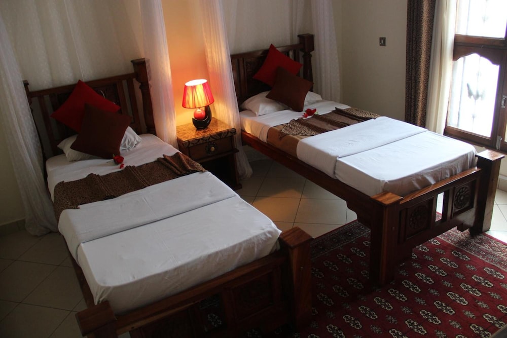 Al-Minar Hotel 7/30