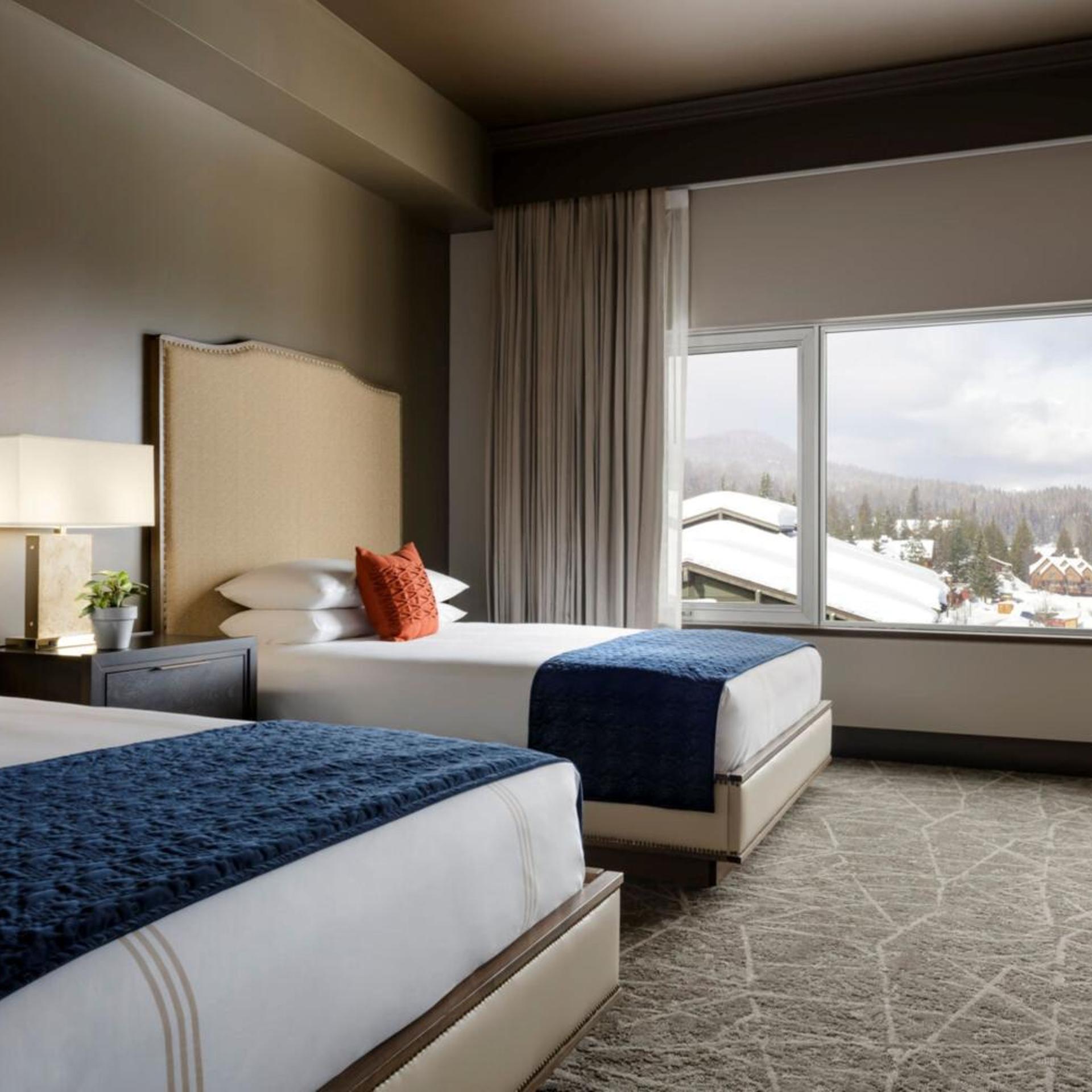Suite, 2 Queen Beds, Inland View