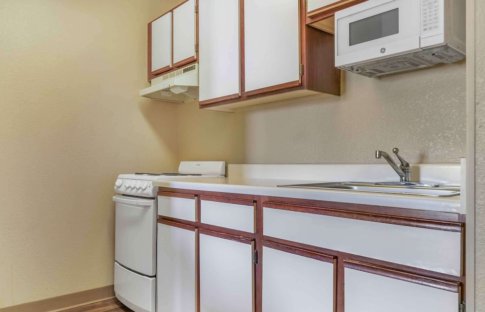 Extended Stay America - Detroit - Ann Arbor-University South 48/49