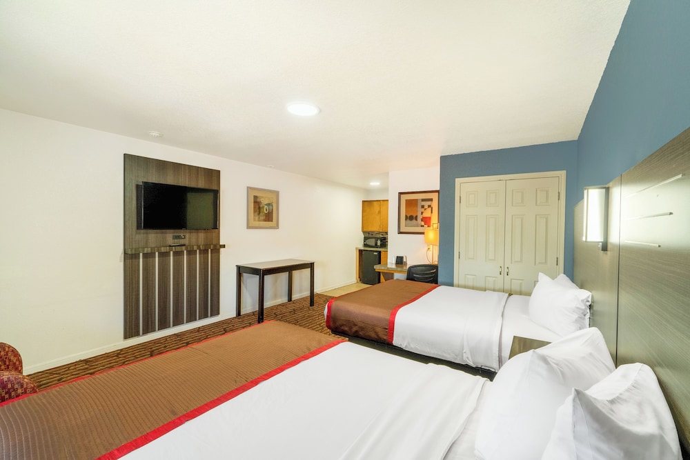 High Five Inn 10/50