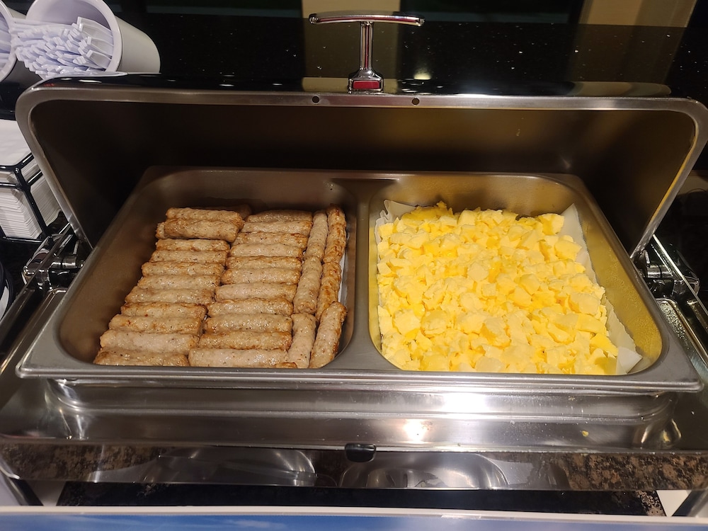 Comfort Inn & Suites Leeds I-20 8/18