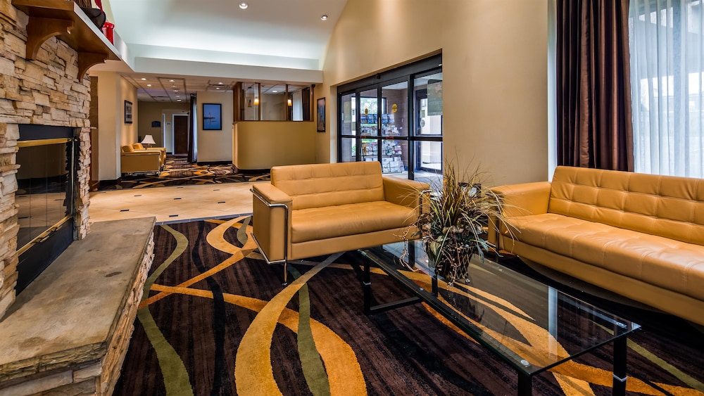 Best Western Galleria Inn & Suites 26/30