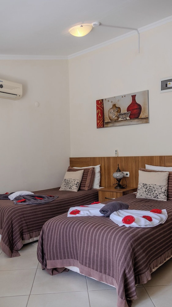 Yakamoz Hotel 13/44