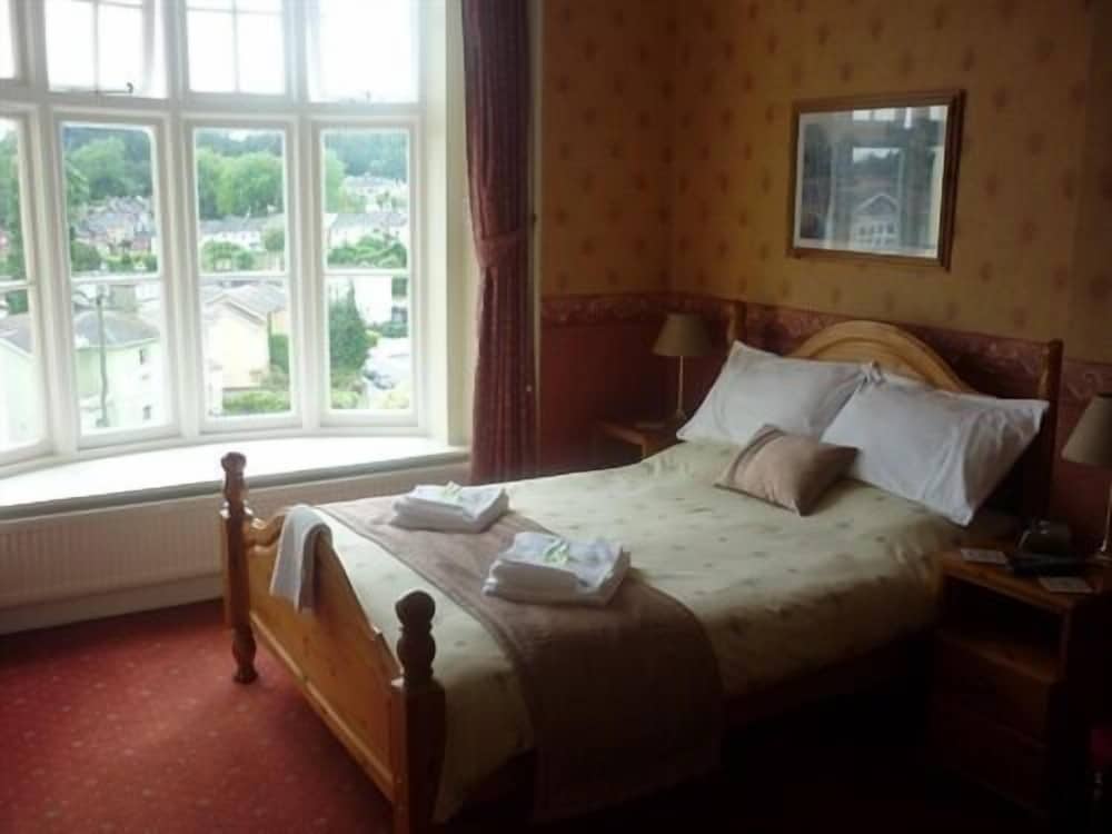 Ashwood Grange Hotel - B&amp;B 6/31