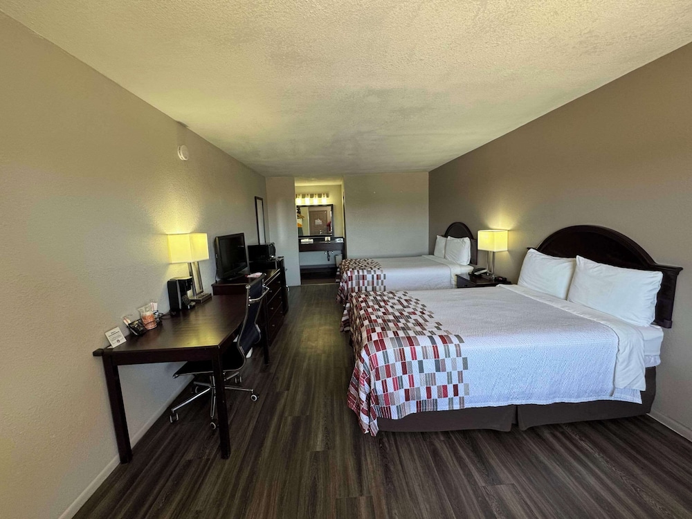 ROOM, 2 DOUBLE BEDS