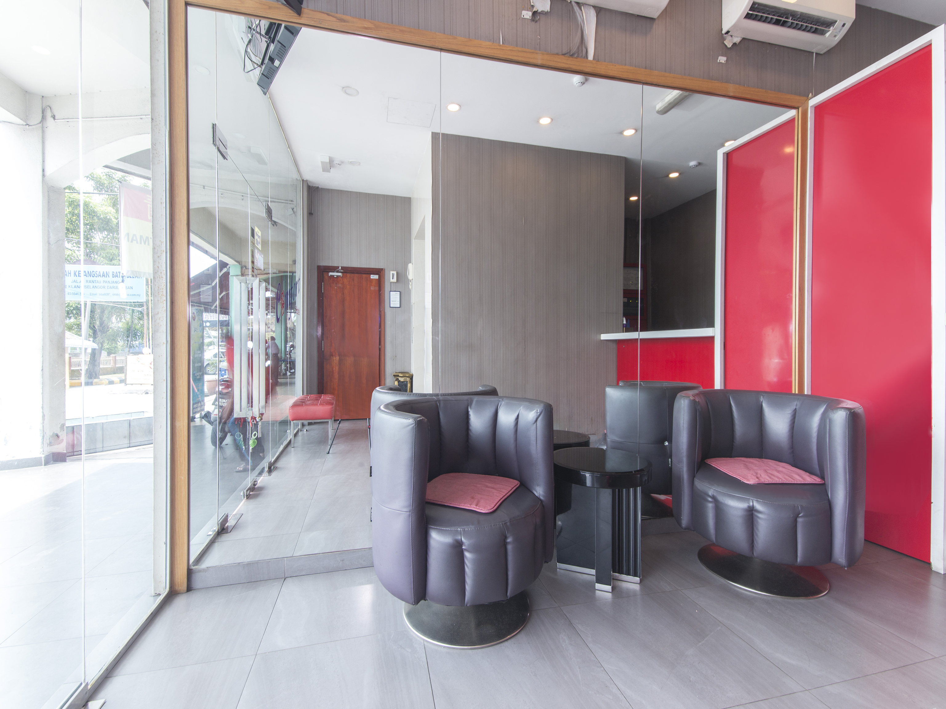 OYO 340 Comfort Hotel 32/41
