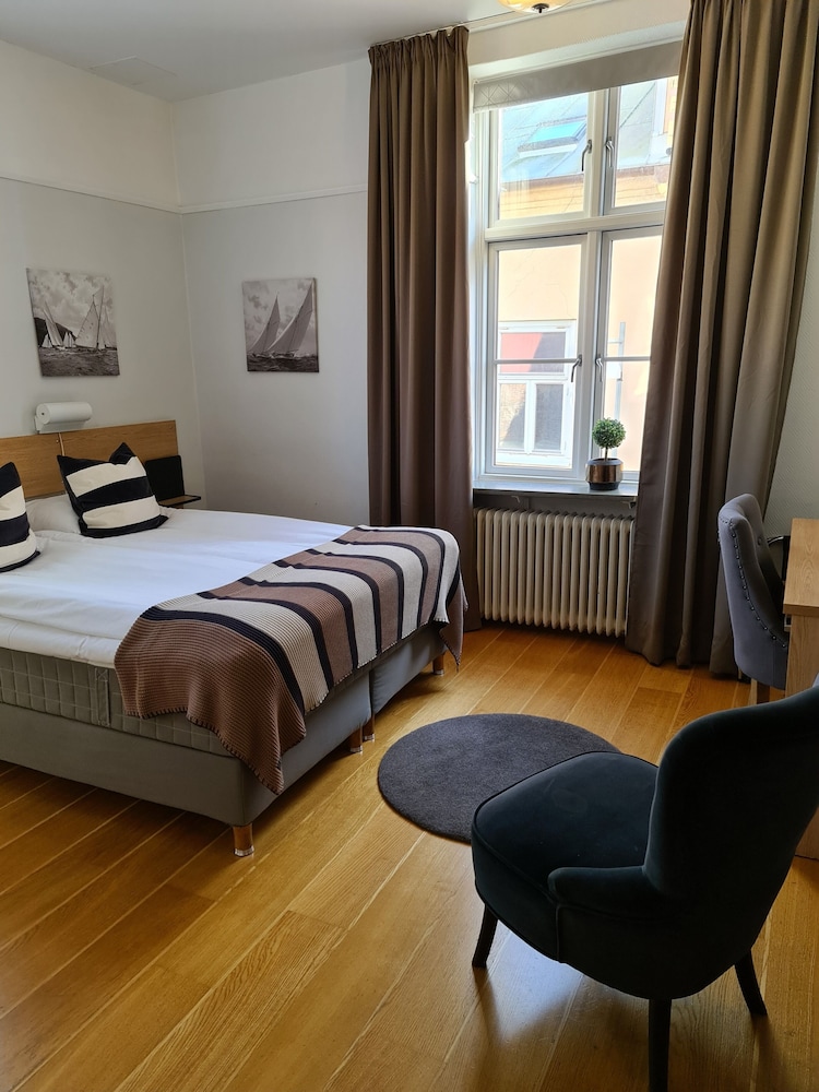 غرفة بسرير مزدوج، Hamnhotellet Kronan 5/10