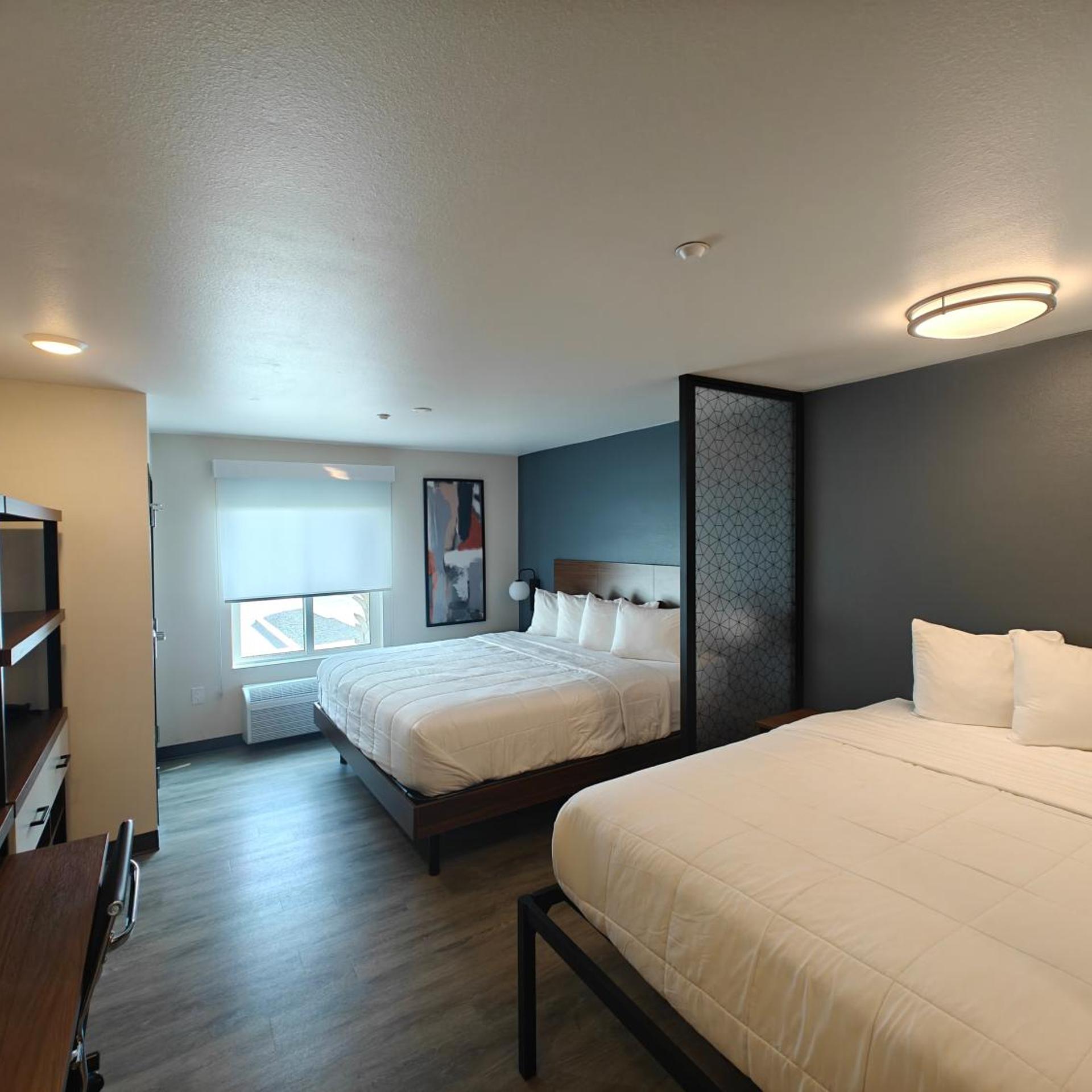 Efficiency, King Bed