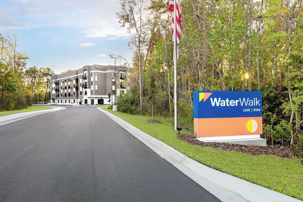 WaterWalk Extended Stay by Wyndham Jacksonville Deerwood Pk 43/56