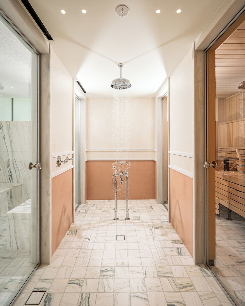 Athens Capital Suites-MGallery Collection 11/59