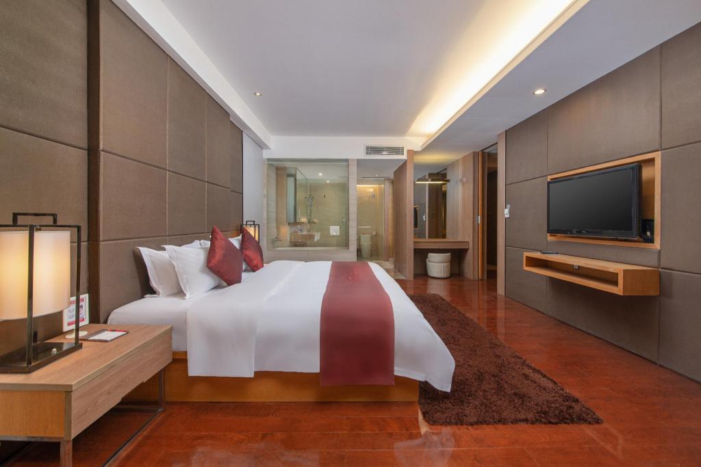 جناح ديلوكس بسرير كينج، Ramada Plaza by Wyndham Shenzhen North 2/4