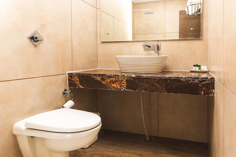 Hotel Asia Vaishno Devi 37/41