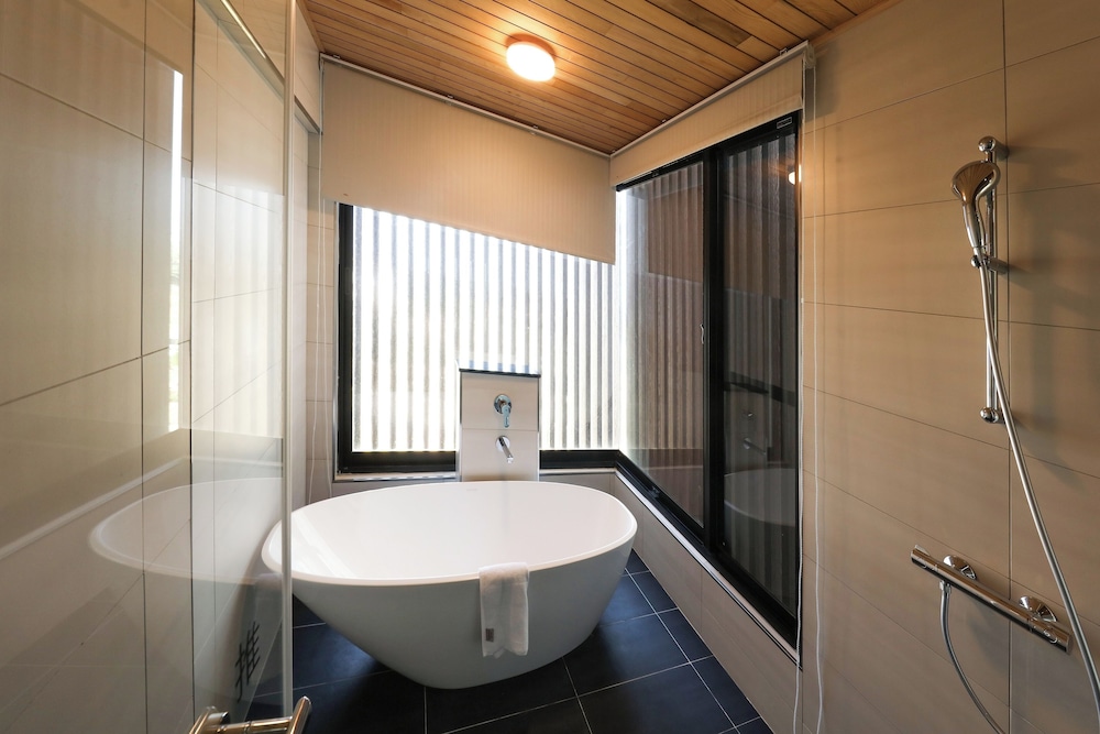Skyebay Club 50/50