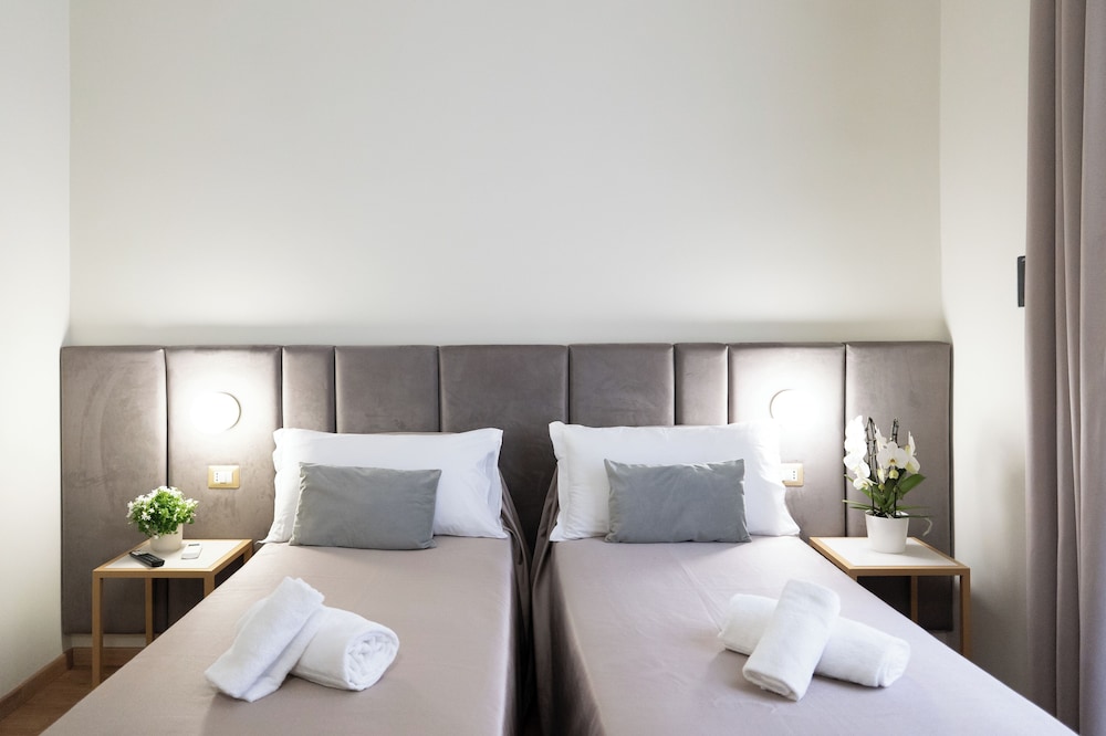 Hotel Romantica 18/60