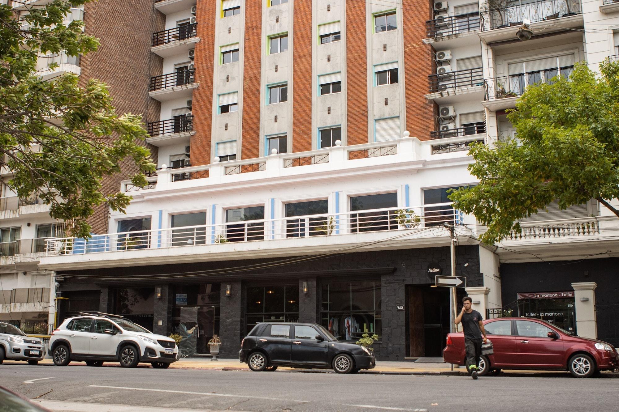 Selina Montevideo 60/61