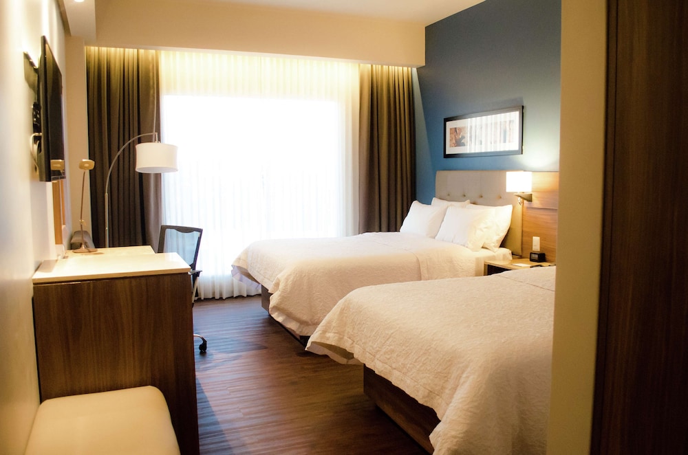 Hampton Inn by Hilton Durango 8/40