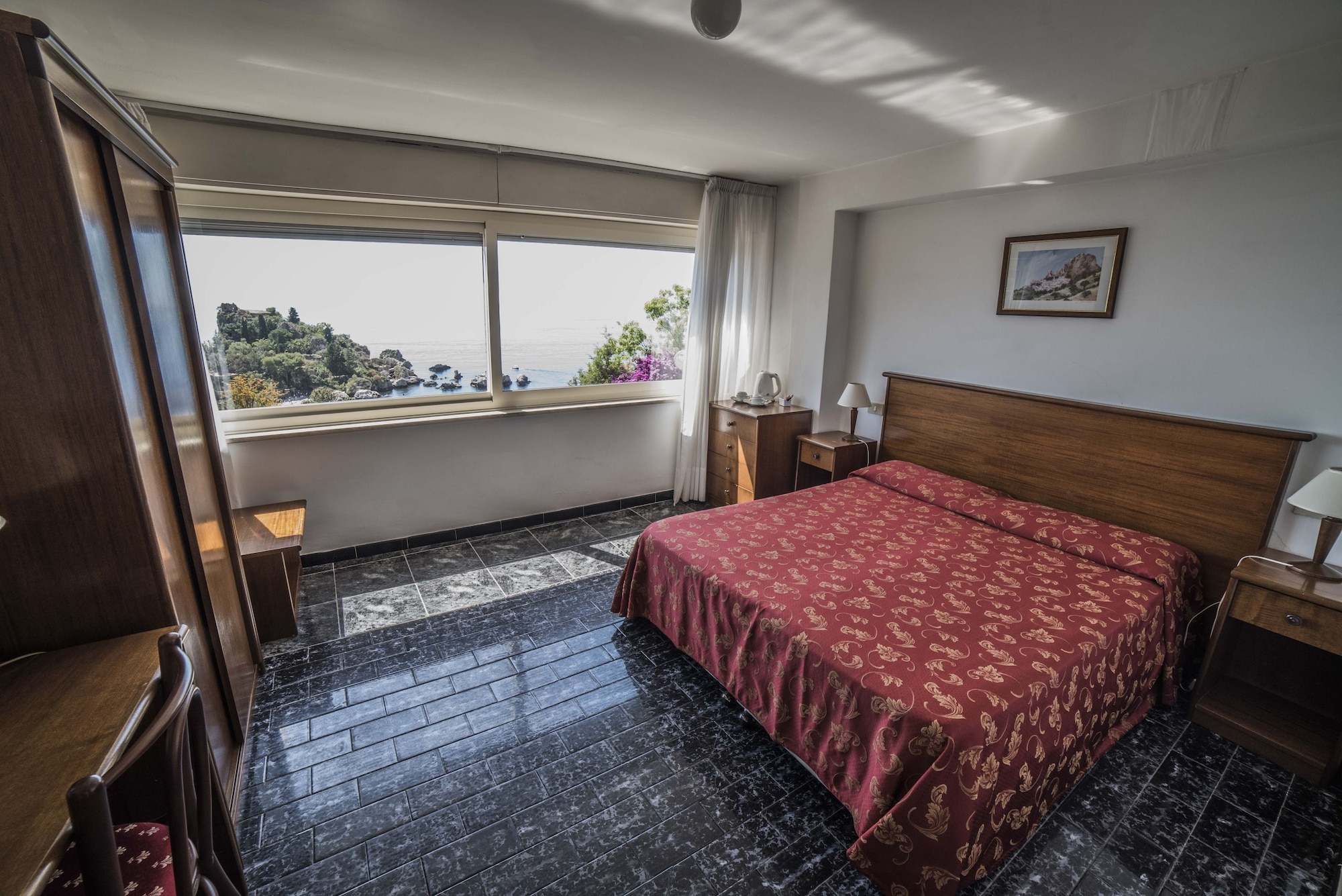 ECONOMY, DOUBLE BED, GROUND FLOOR