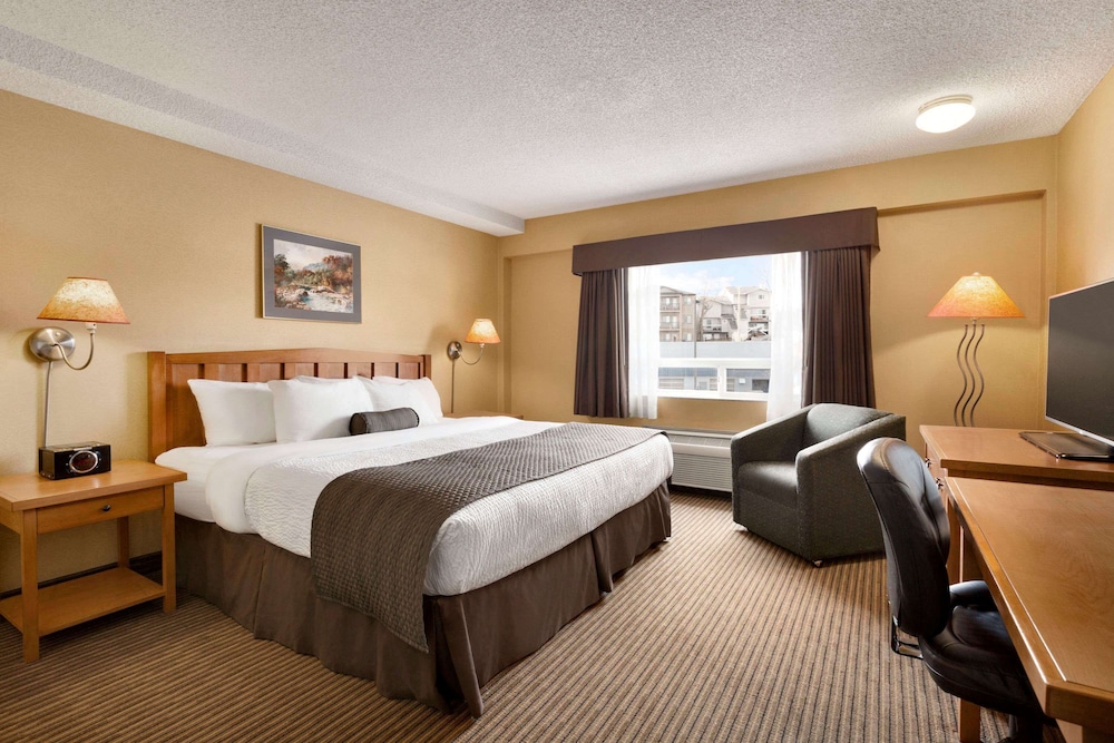 Days Inn by Wyndham Calgary South 16/52
