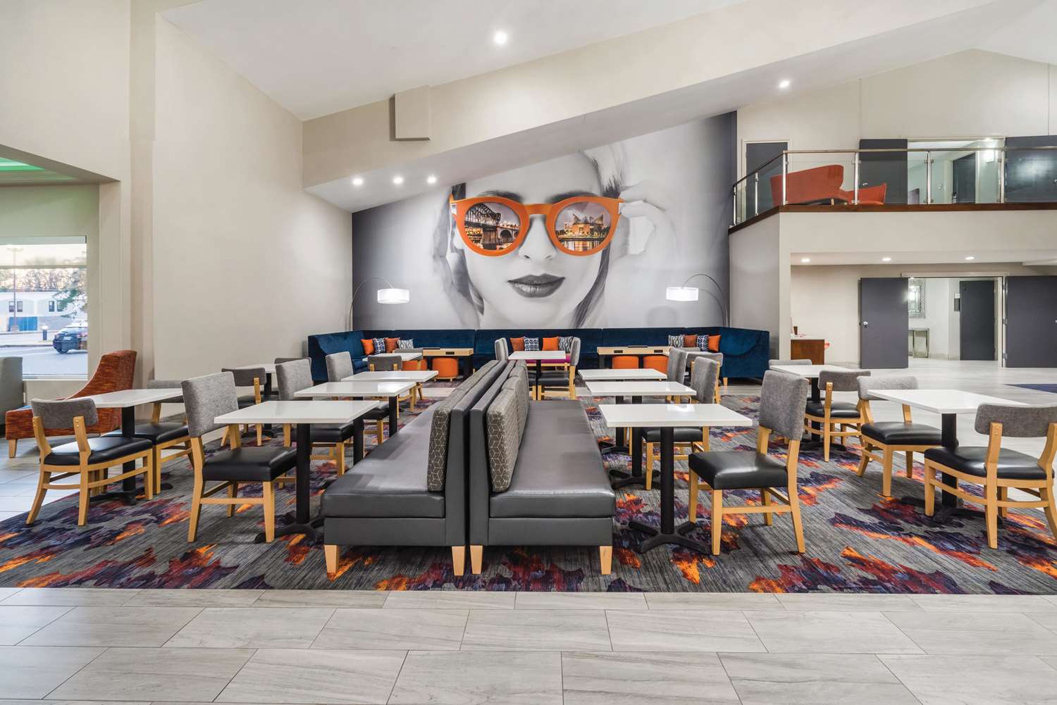 La Quinta Inn & Suites by Wyndham Chattanooga-Hamilton Place 43/45