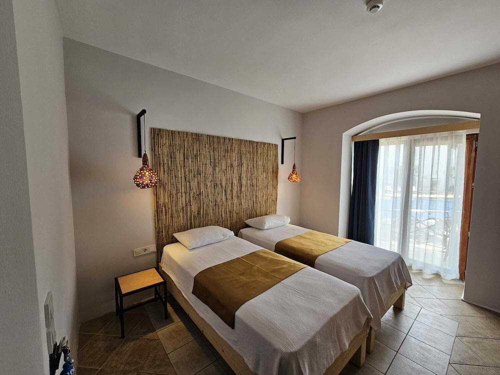 Serpina Hotel - Adults Only 34/68