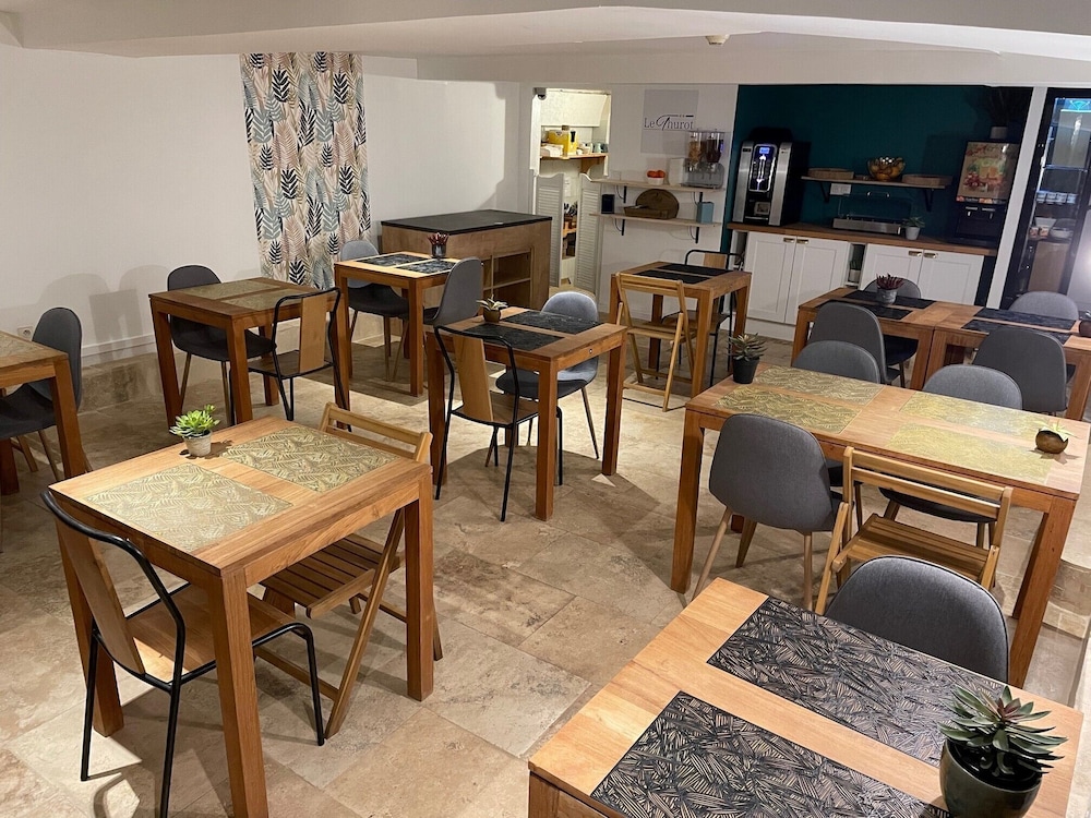 HOTEL LE THUROT 32/50
